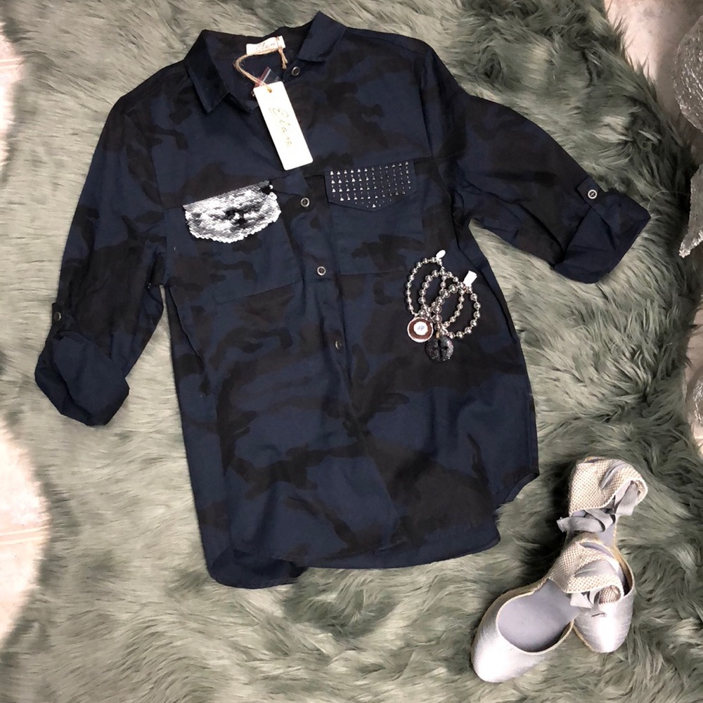 Elan button down sequins navy studs cuff collar
